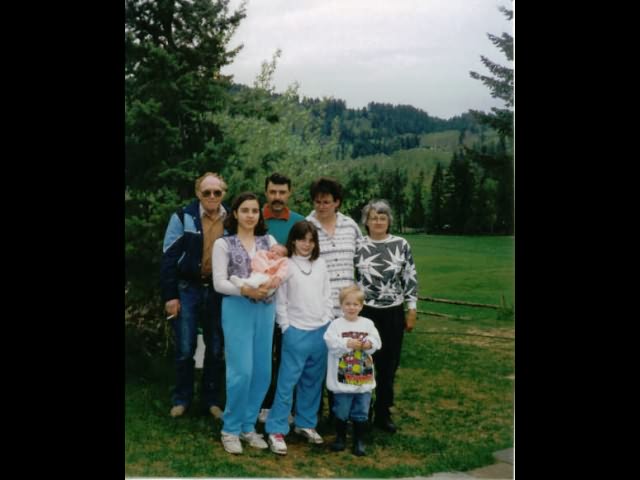 family1994jpg.jpg